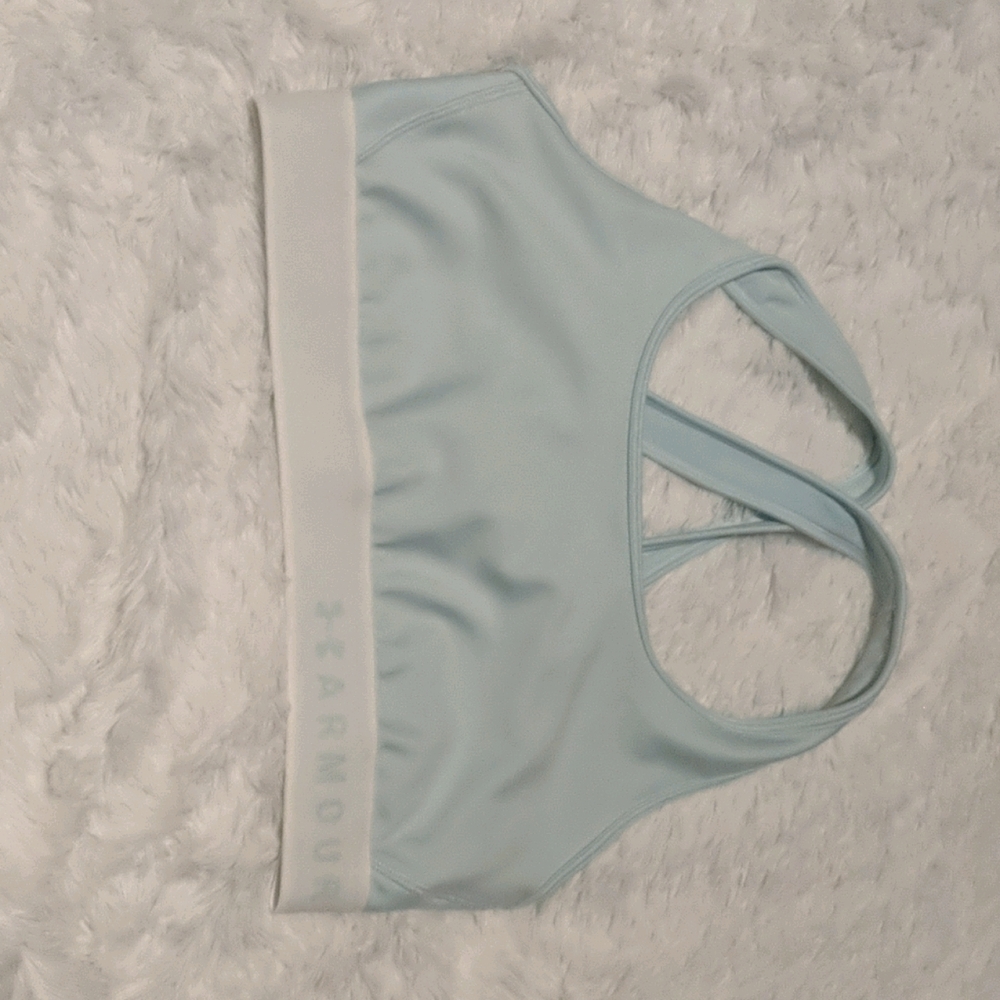 NWOT..Under Armor Sports bra